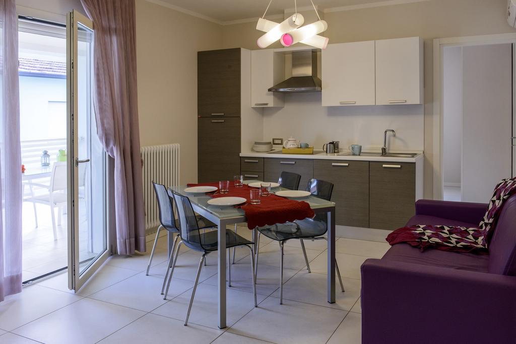 Residence Millecento Cesenatico Habitación foto